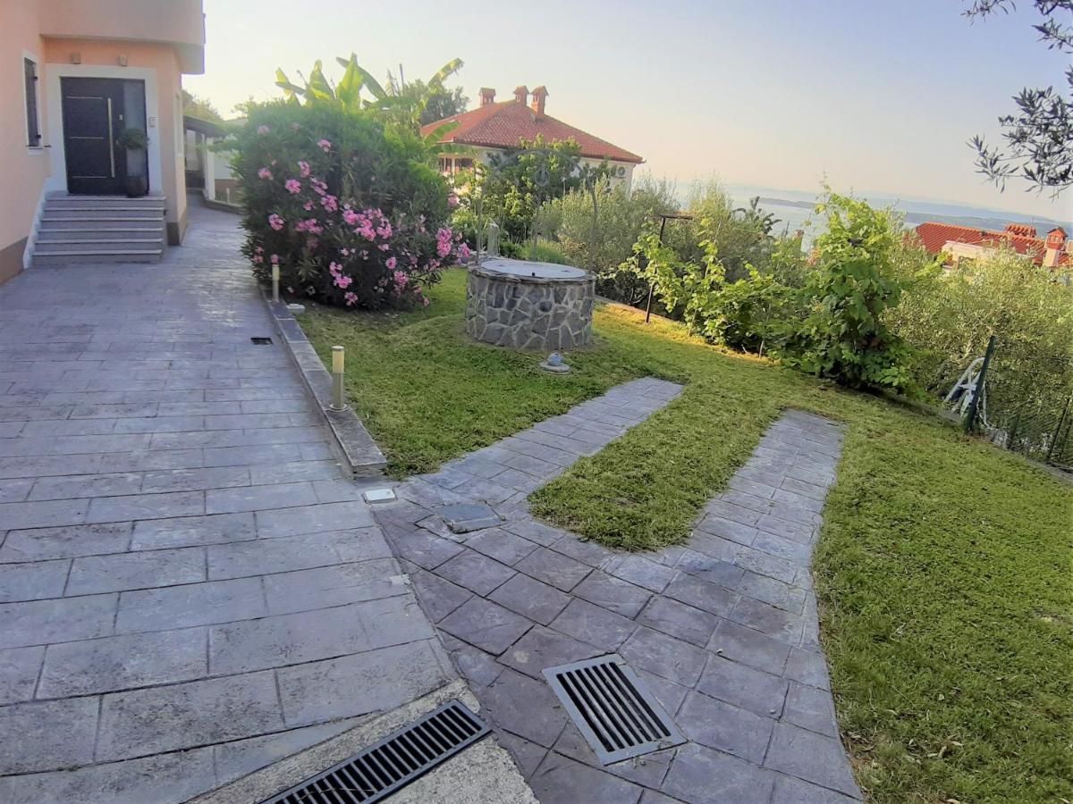 Apartment Nona Nina Koper Exterior photo